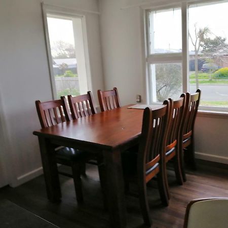 Homestay Triple Room, Near The City Center Κράισττσερτς Εξωτερικό φωτογραφία
