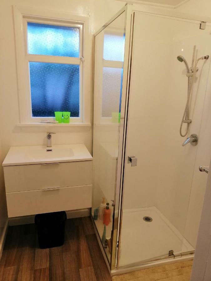 Homestay Triple Room, Near The City Center Κράισττσερτς Εξωτερικό φωτογραφία